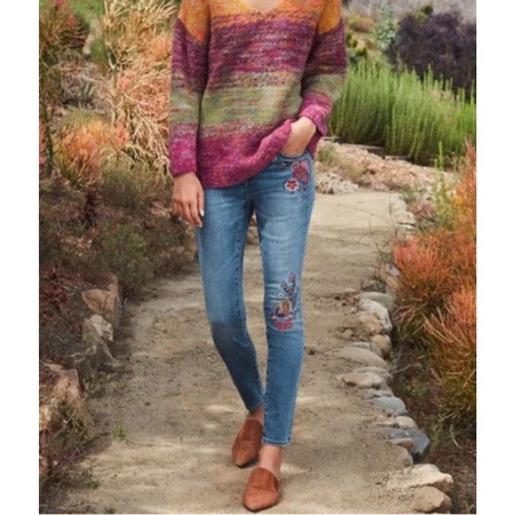 JOHNNY WAS Dallah Embroidered Skinny Jeans 29 Floral Boho Art To Wear Hippie - Picture 3 of 15